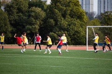 开云登录入口地址-2026“湘超”益阳队首次集训启幕|足球|青训|联赛|赛季|体测_新浪体育_新浪新闻