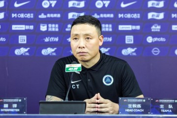 媒体人：陈涛从冬训到现在瘦了20多斤 刘建业在铜梁龙滴酒不沾